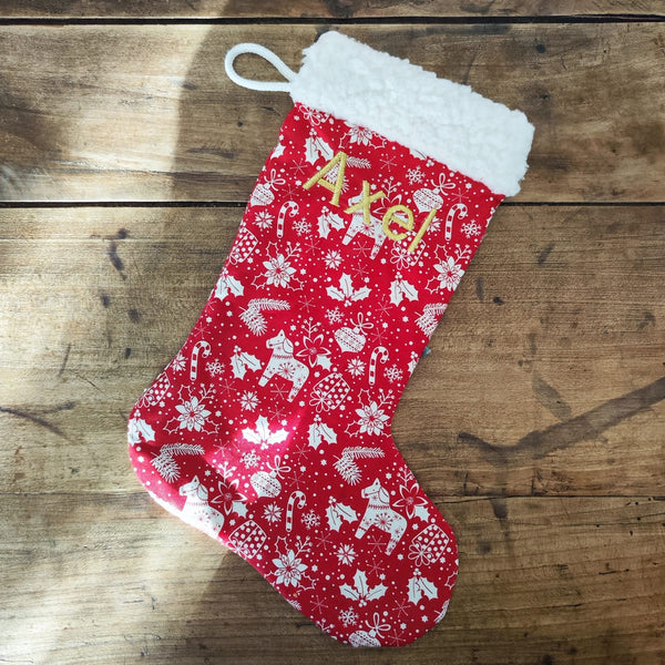 Chaussettes de Noël personnalisées – Décoration et Cadeaux au Pied du Sapin